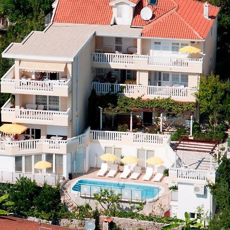 Villa Tenzera แฮร์เซ็ก-โนวี ภายนอก รูปภาพ
