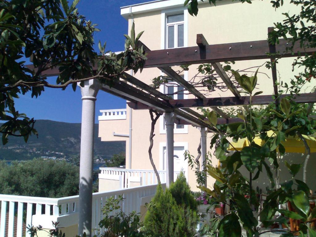Villa Tenzera แฮร์เซ็ก-โนวี ภายนอก รูปภาพ