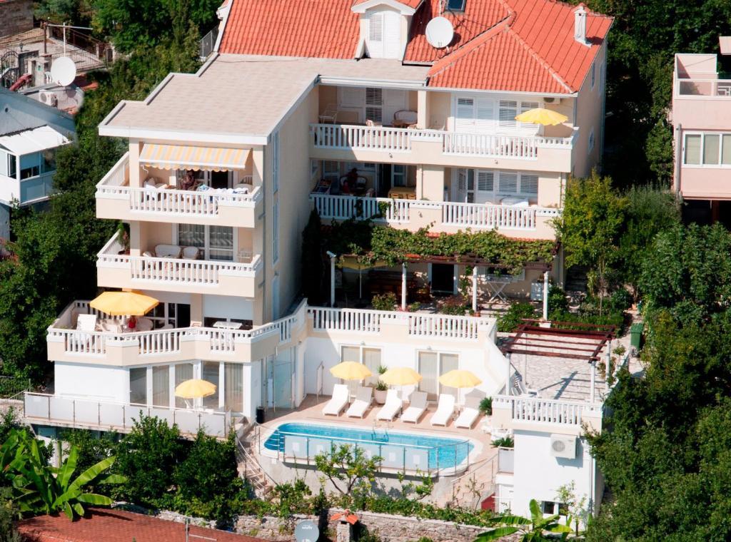 Villa Tenzera แฮร์เซ็ก-โนวี ภายนอก รูปภาพ